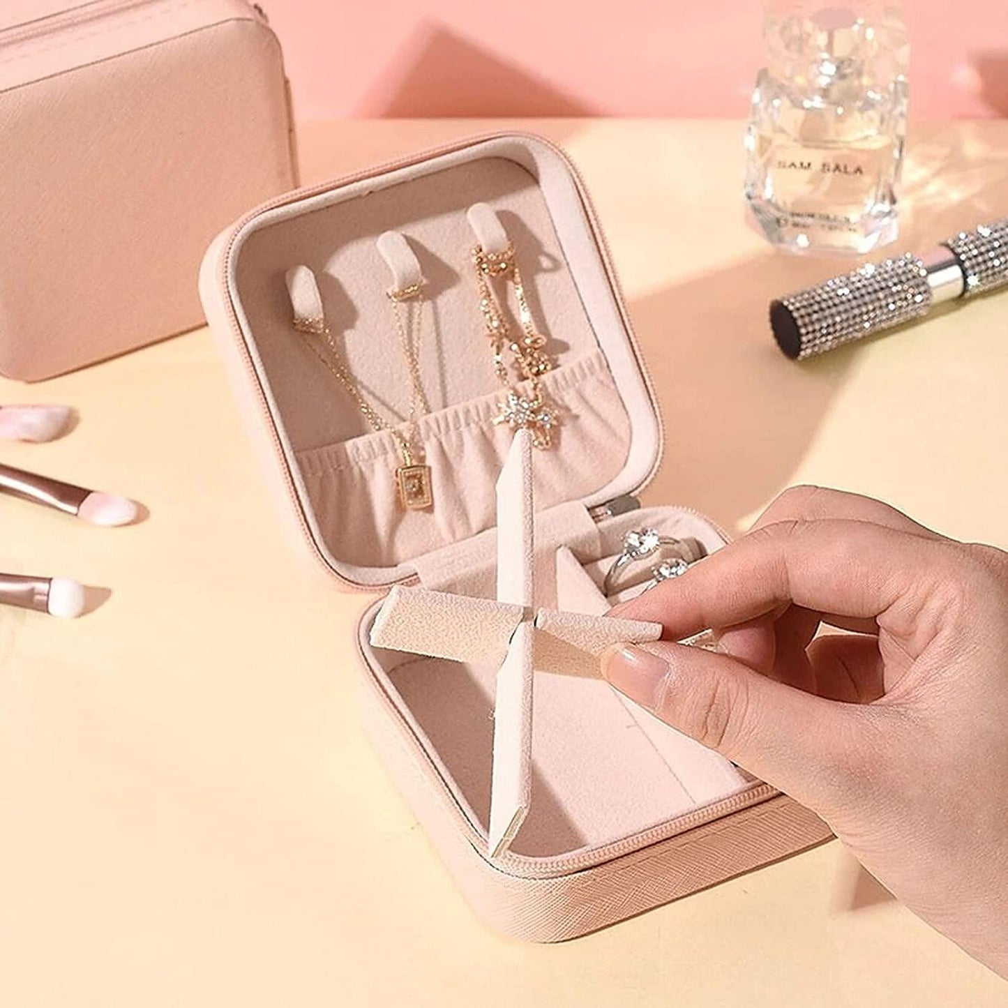 Portable Travel Jewellery Organizer Pouch – Compact Storage Case for Earrings, Rings & Necklaces