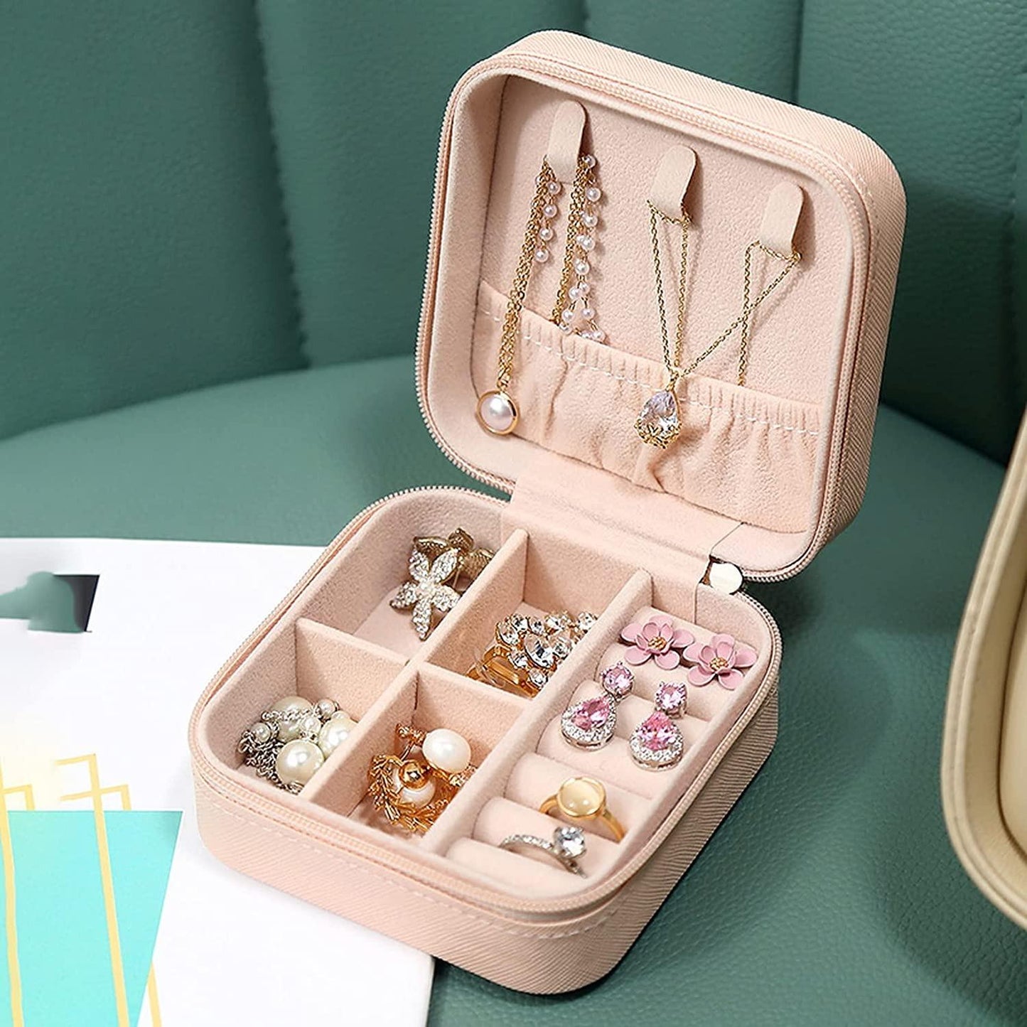 Portable Travel Jewellery Organizer Pouch – Compact Storage Case for Earrings, Rings & Necklaces