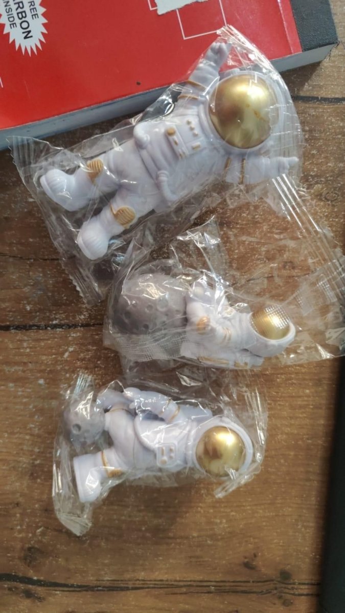 Astronaut Spaceman Statue Ornament Home Office Desktop Figurine Decors Set of 3 - Golden - VirtuMart