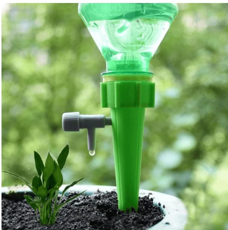 Self Watering Spikes Adjustable - VirtuMart